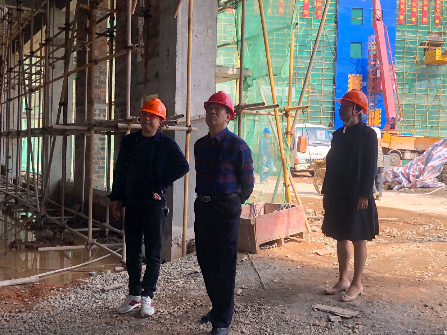 福建易順建筑工程有限公司董事長李易順視察在建項(xiàng)目（一）