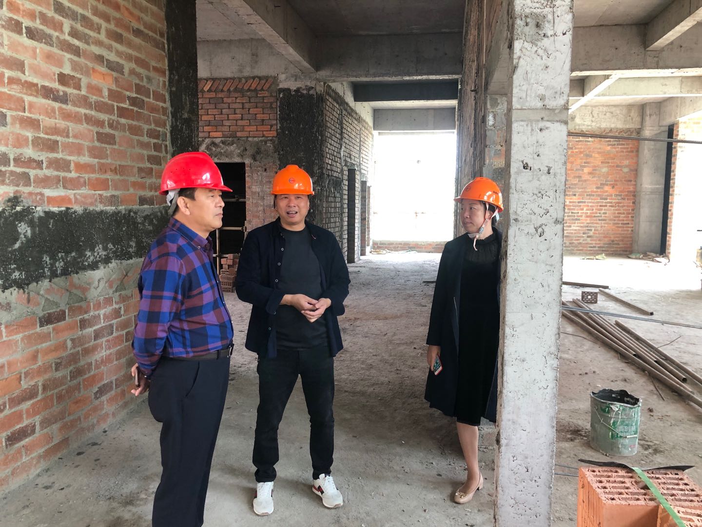 福建易順建筑工程有限公司董事長李易順視察在建項(xiàng)目（一）